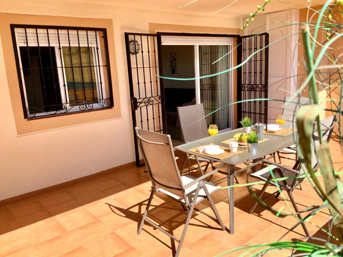 Apartamento De 2 Dormitorios, Gran Terraza, Vistas Al Mar Cerca Playa Carvajal 贝纳尔马德纳 外观 照片