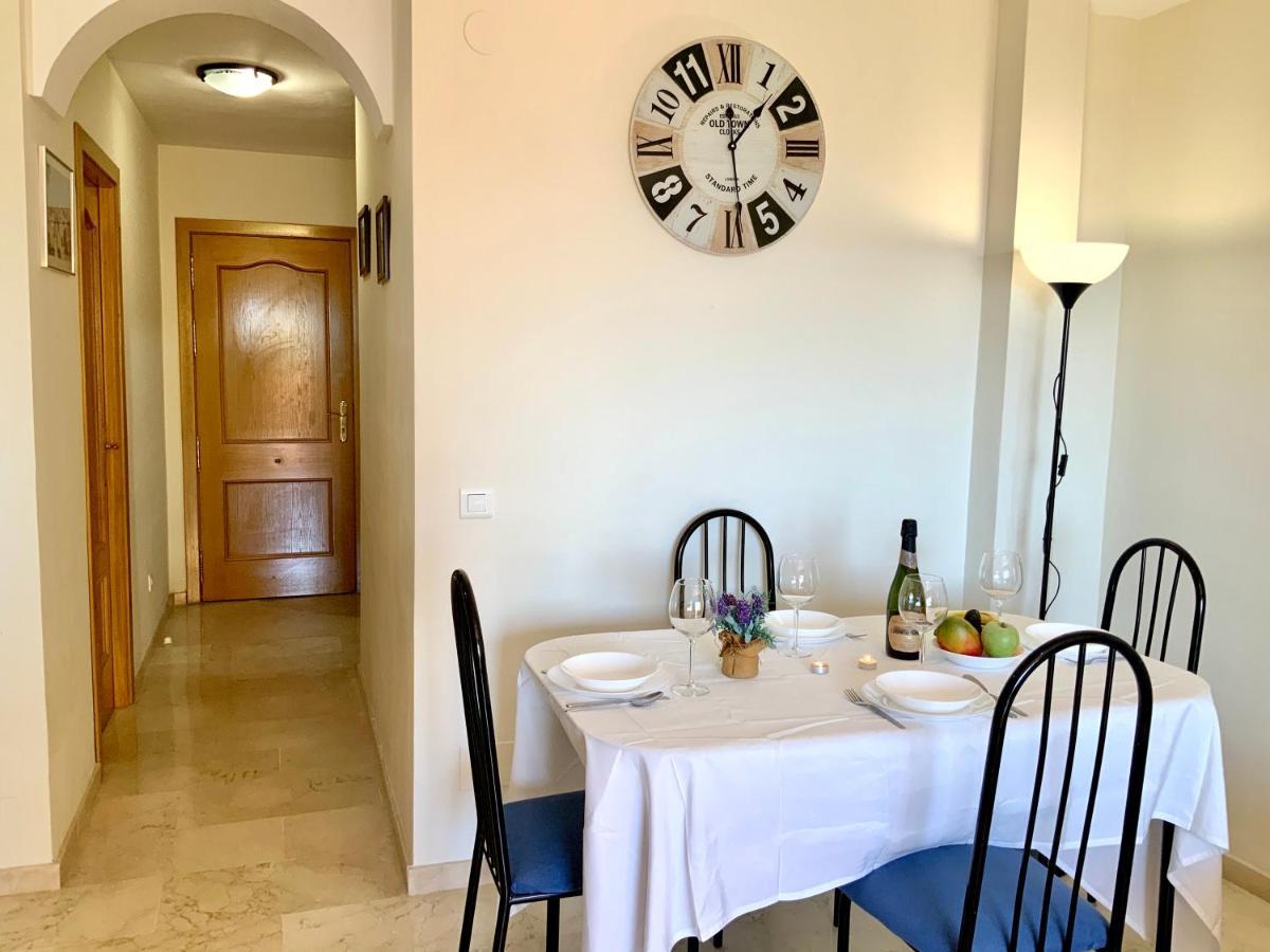 Apartamento De 2 Dormitorios, Gran Terraza, Vistas Al Mar Cerca Playa Carvajal 贝纳尔马德纳 外观 照片
