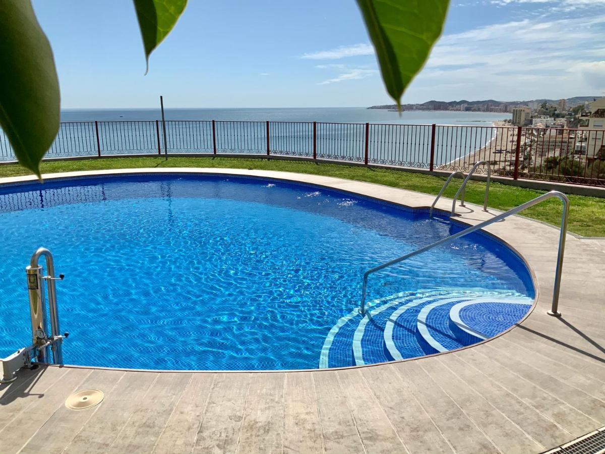 Apartamento De 2 Dormitorios, Gran Terraza, Vistas Al Mar Cerca Playa Carvajal 贝纳尔马德纳 外观 照片